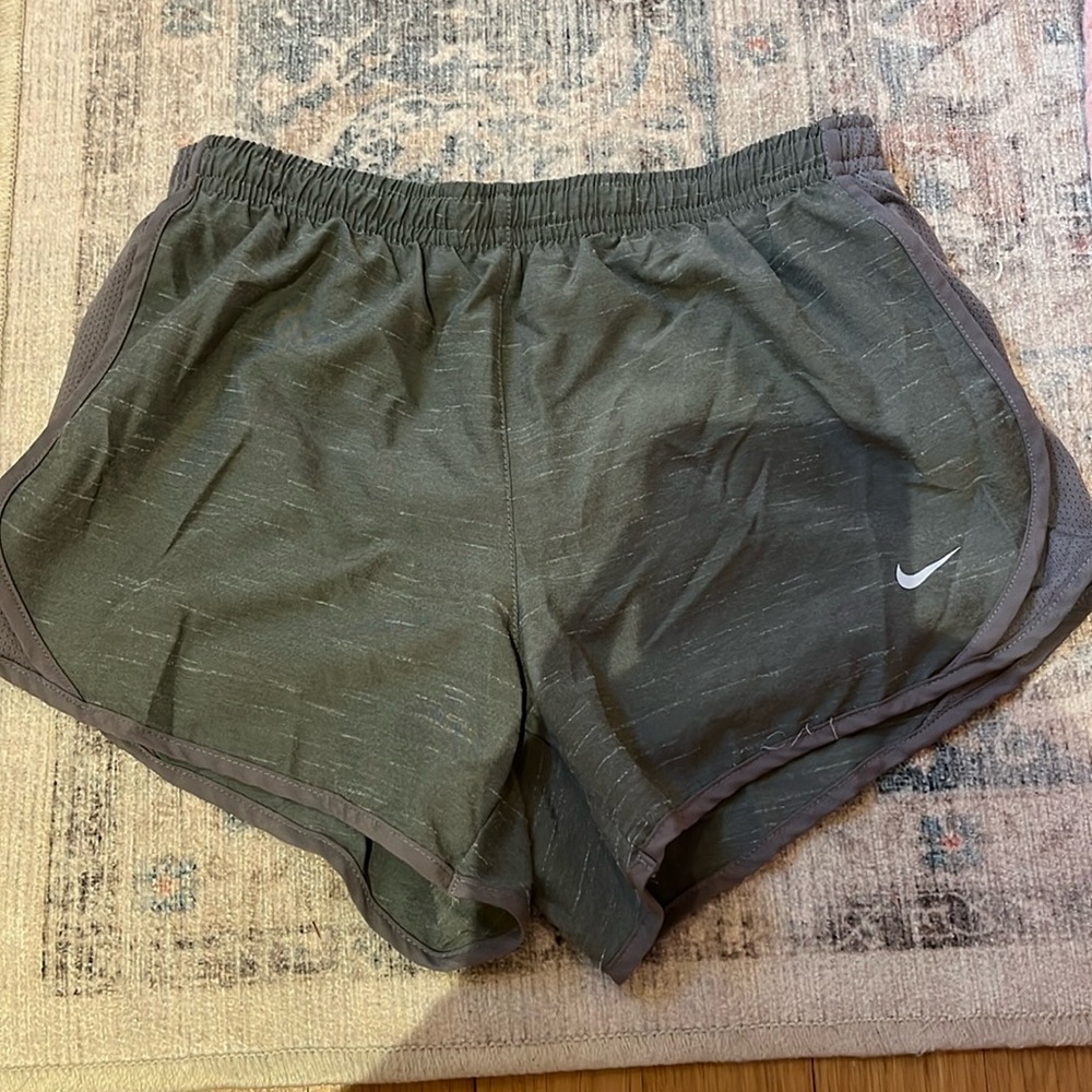 Kids grey Nike athletic shorts